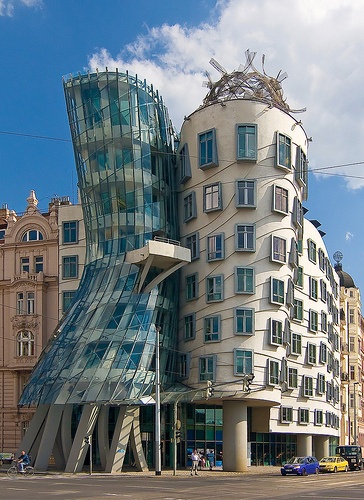 National Nederlanden, Prague, Gehry